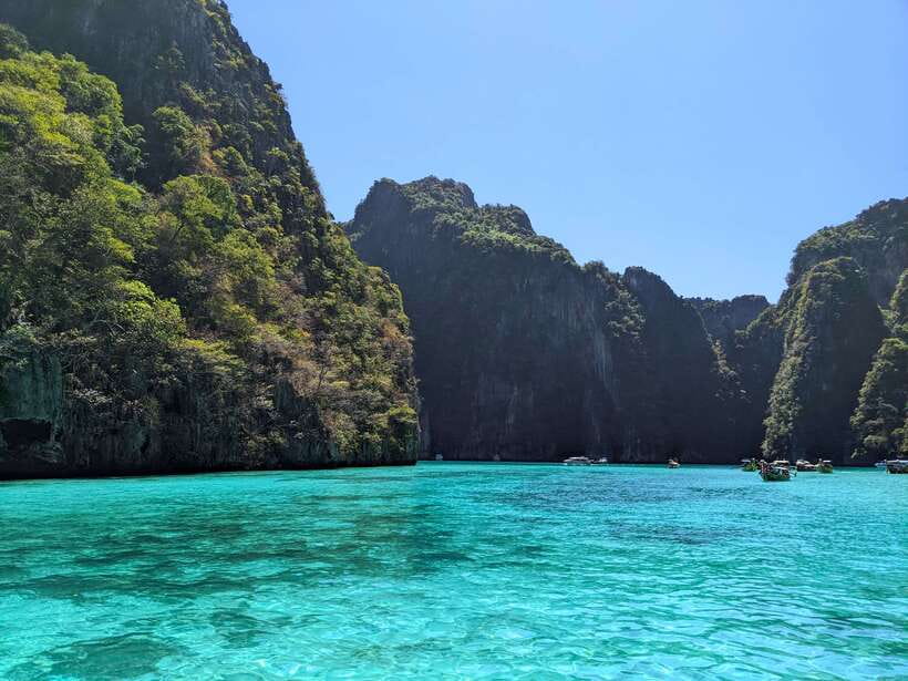 Koh Lanta: Phi Phi Islands Tour w/ Maya Bay, Snorkel & Lunch - What to bring and who should skip it