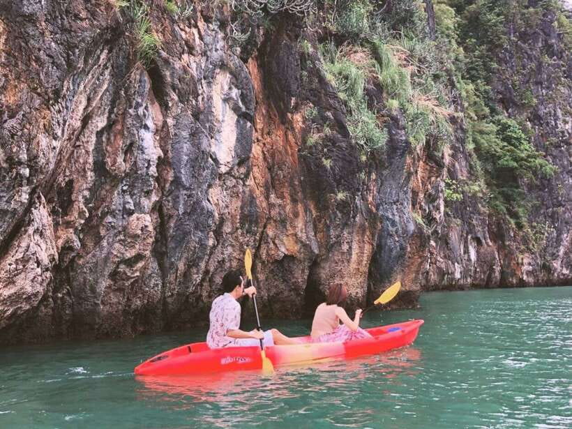 Koh Lanta: Sea Cave Kayaking and Talabeng Island Tour - Cruising toward Ung Island by longtail boat