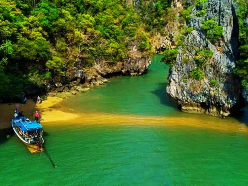 Koh Lanta: Sea Cave Kayaking and Talabeng Island Tour - Monkey Point and the return through the mangroves