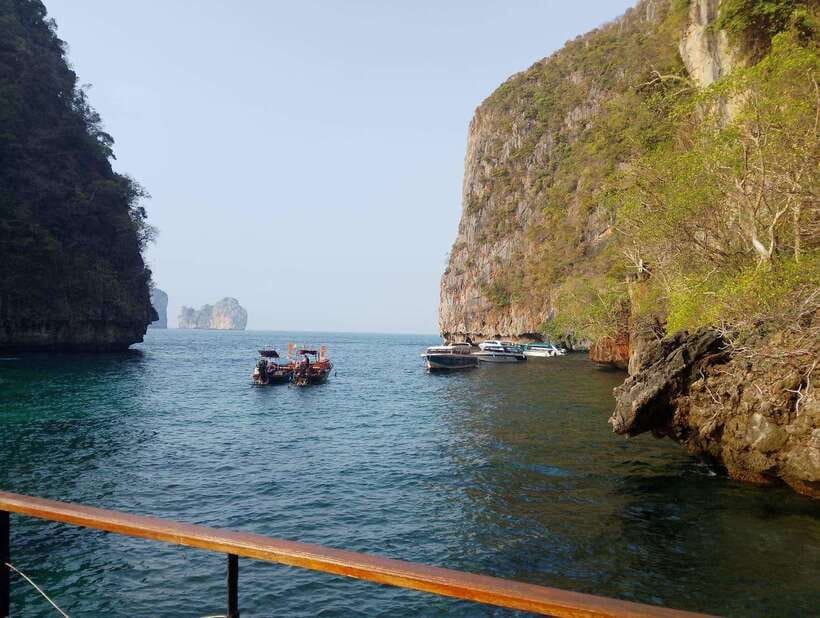 Koh Lanta: Tin's Speedboat Odyssey to Bamboo Island & Beyond - Bamboo Island gives you room to breathe