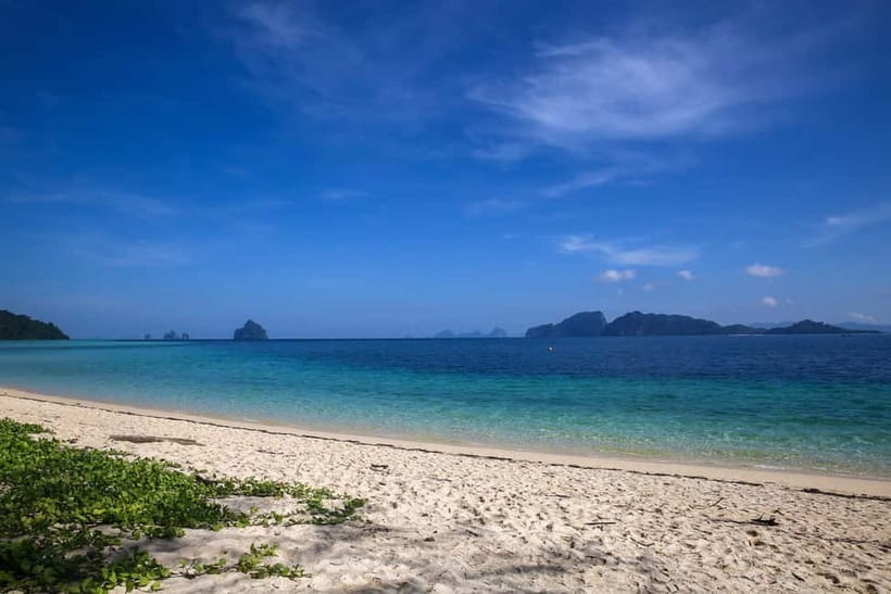 Koh Lanta: Ultimate Kradan Island Escape by Longtail Boat - Koh Chueak brings the best early snorkeling