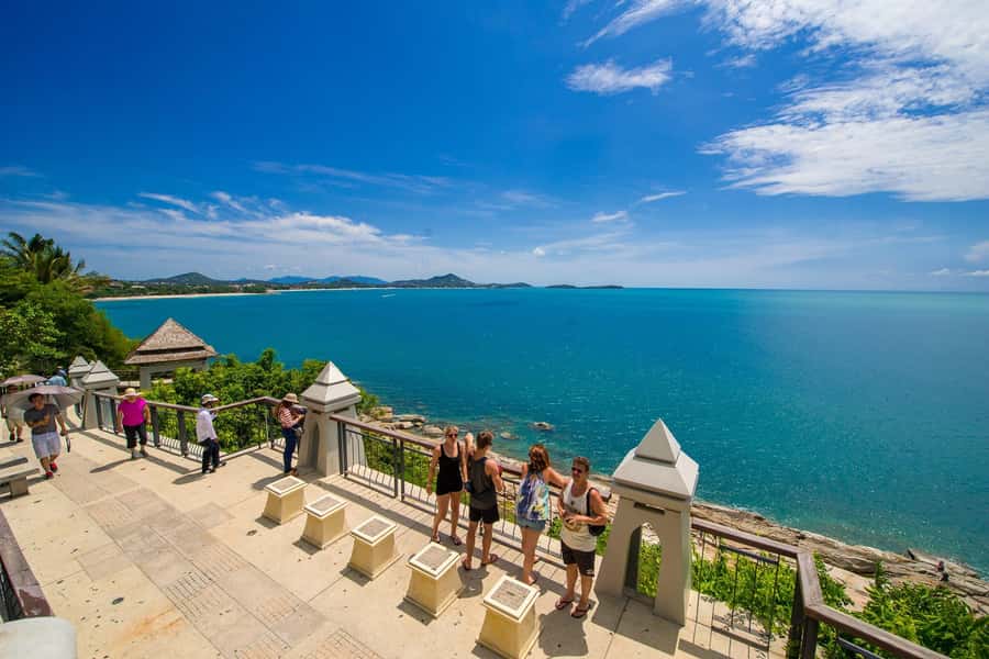 Koh Samui City Tour with Cultural and Scenic Highlights - Starting with Wat Plai Laem’s colorful temple setting