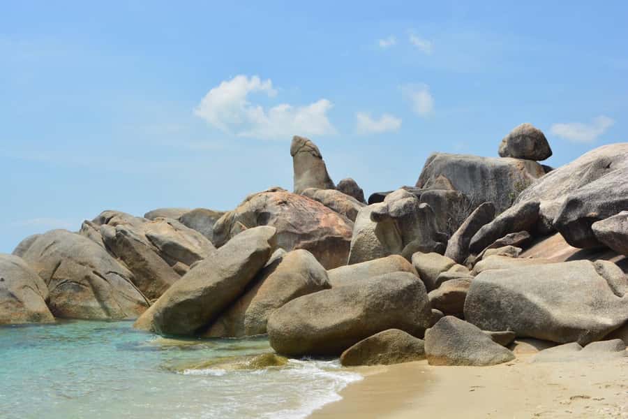 Koh Samui: Half Day City Tour with Hotel Pickup - The guides shape the experience