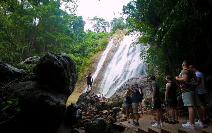 Koh Samui: Half-Day Highlights Tour with Hotel Transfers - Kunaram Temple and the Mummified Monk