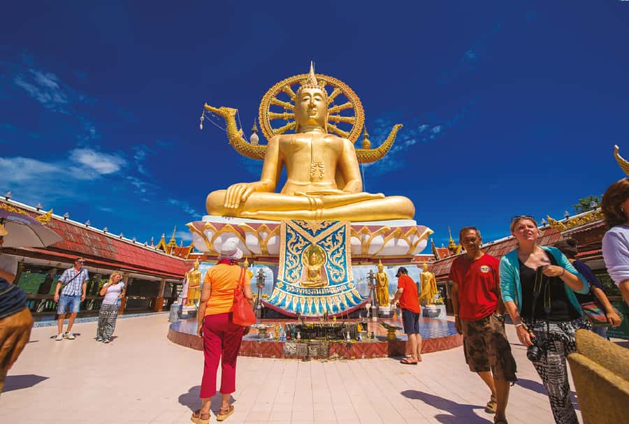 Koh Samui: Half-Day Island Highlights Tour with Hotel Pickup - Wat Plai Laem, Koh Samui’s colorful opening act