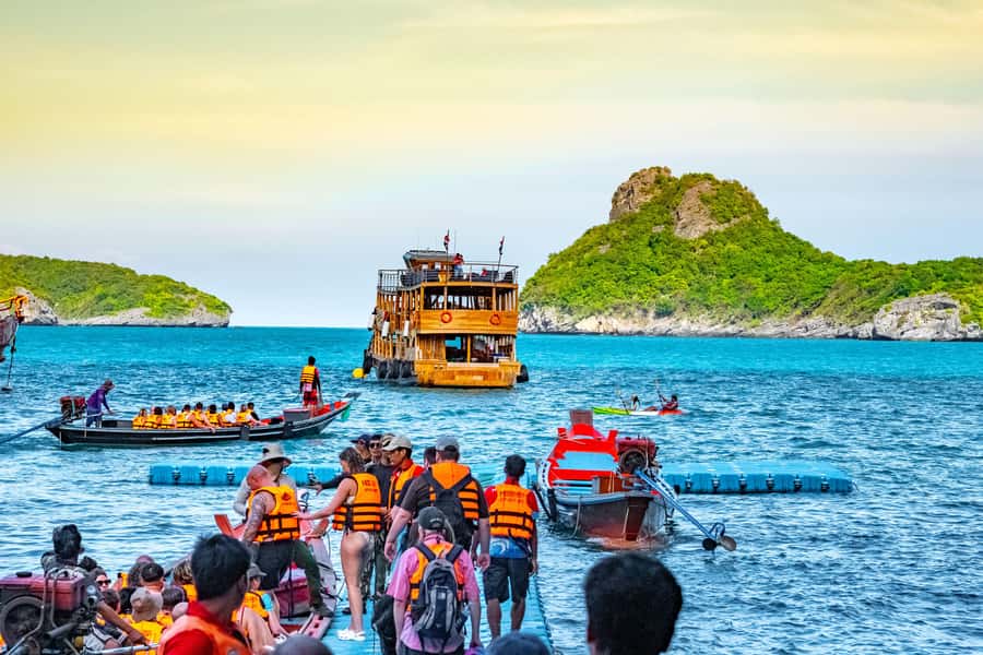 Koh Samui: Mu Ko Ang Thong Park Cruise with Kayaking Option - Lunch on the boat and the Koh Sam Sao photo stop
