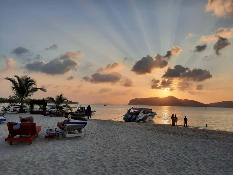 Koh Samui: Sunset Pig Island and Snorkeling Koh Tan w/Dinner - Five Things Worth Knowing Before You Go