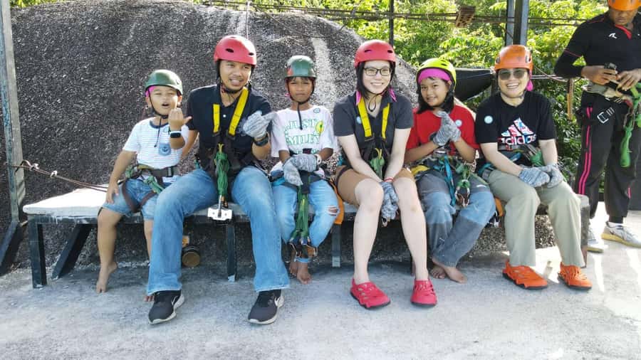 Koh Samui: Zipline Experience of Lamai Viewpoint - Sea views and the restaurant finish