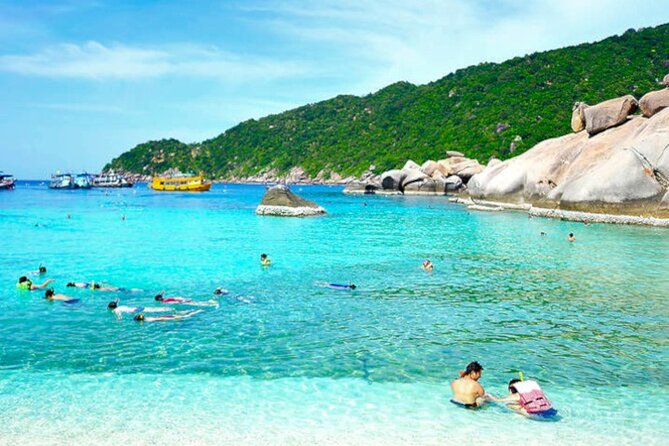 Koh Tao and Koh Nang Yuan Speedboat Tour from Koh Phangan - The crew, organization, and group size