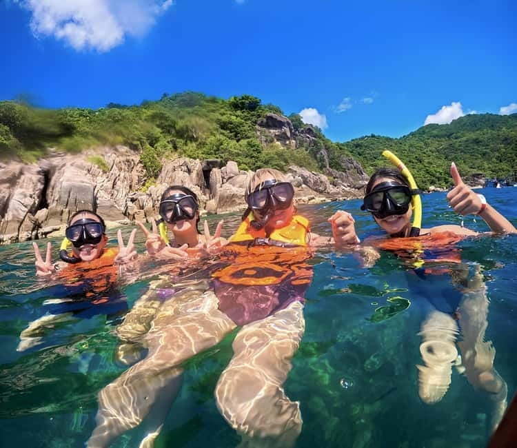 Koh Tao: Snorkeling Trip to Nang Yuan Island & Hidden Bays - The boat itself: slide, climbing wall, and floating beds
