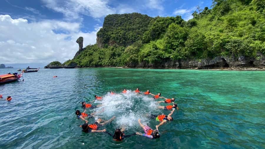 Krabi: 4 Islands Day Tour by Speedboat or Longtail Boat - Phra Nang Cave Beach: a strong first stop