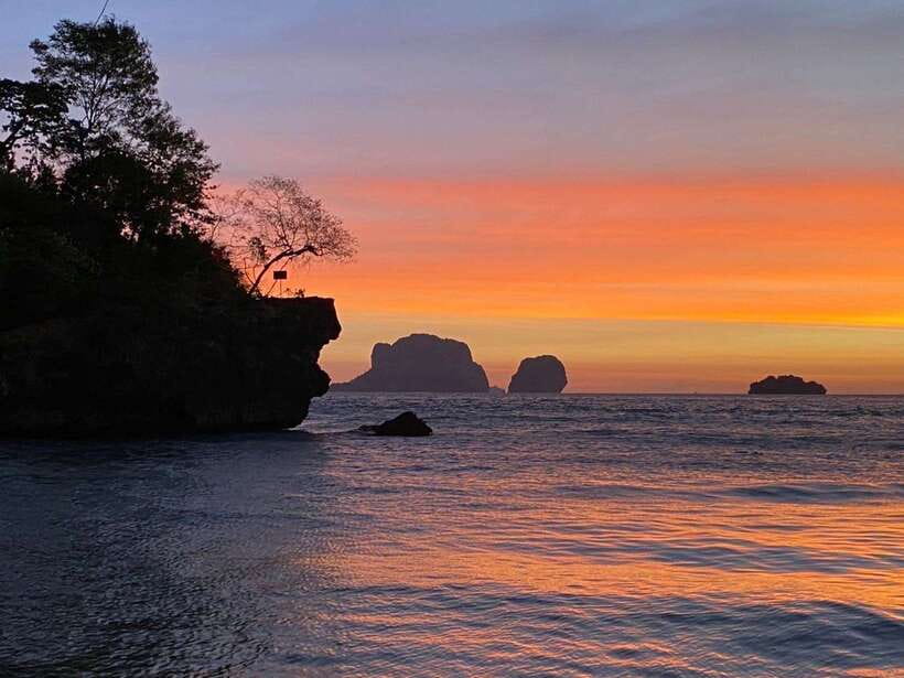 Krabi: 7 Islands Sunset Tour & BBQ & Bioluminescent Plankton - Key points at a glance