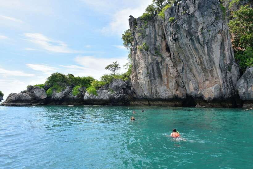 Krabi: 7 Islands Sunset Tour with Buffet Dinner & Snorkeling - Tub Island, Koh Mor, and the tide-dependent sandbar