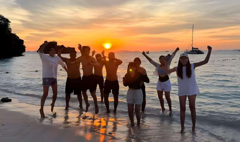 Krabi: 7 Islands Sunset Tour with Plankton Swim and BBQ - The bioluminescent plankton swim