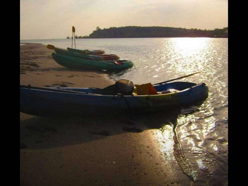 Krabi: Ao Thalane Sunset Kayak adventure (group of 10 max) - The 3 p.m. pickup from Ao Nang