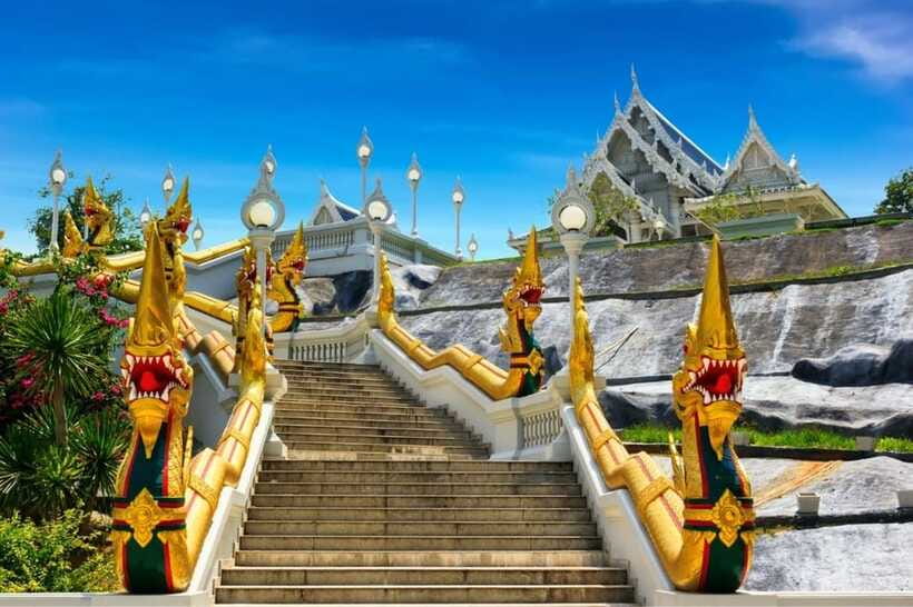Krabi: Emerald Pool, Hot Springs & Krabi Town Day Tour - Krabi Town, the black crab statue, and market time
