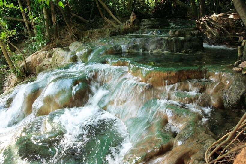 Krabi: Emerald Pool, Hot Waterfall, & Tiger Cave Temple Tour - Emerald Pool: pick your walk before the swim