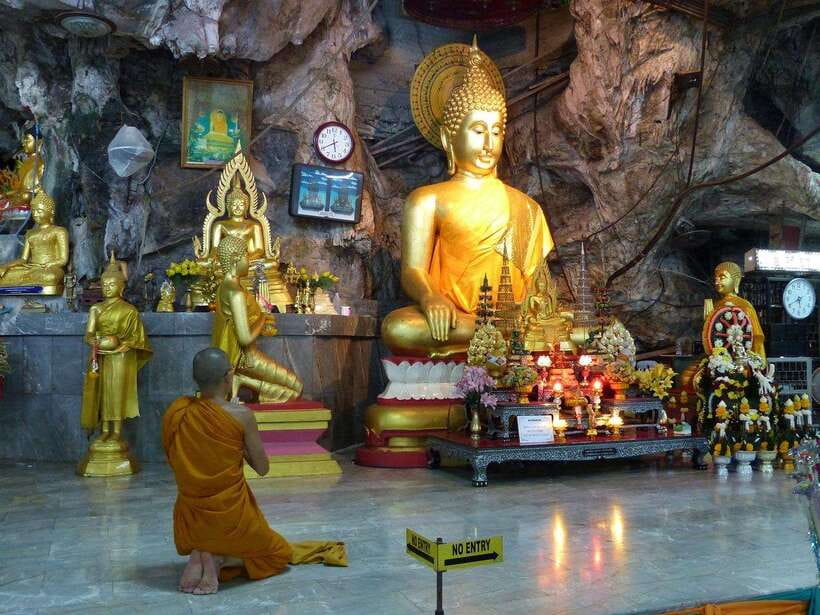 Krabi: Emerald Pool, Hot Waterfall, & Tiger Cave Temple Tour - The ride inland from Krabi
