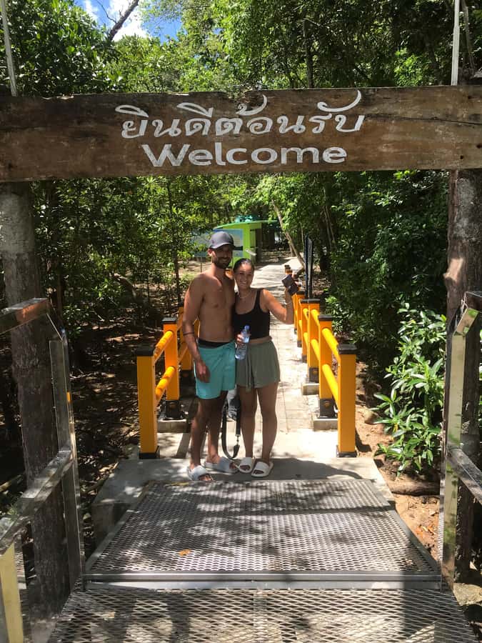 Krabi: Half-Day Mangrove Boat Trip And Khao Khanap Nam Cave - What the mangroves and cave offer that island tours do not