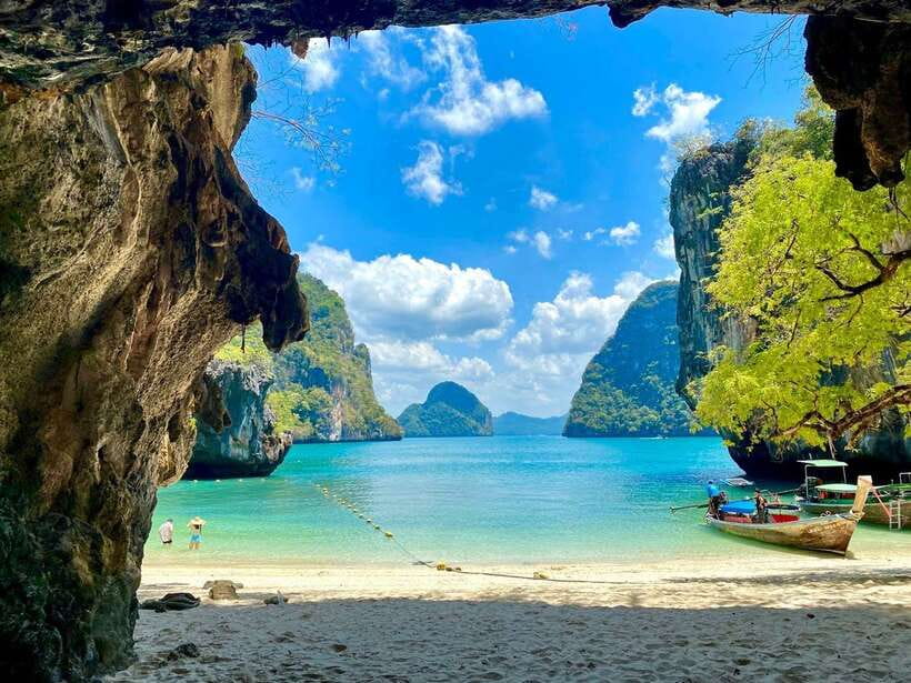 Krabi: Hong Island Longtail Boat & Kayak Tour w Buffet Lunch - Koh Daeng: clear water with weather-dependent snorkeling
