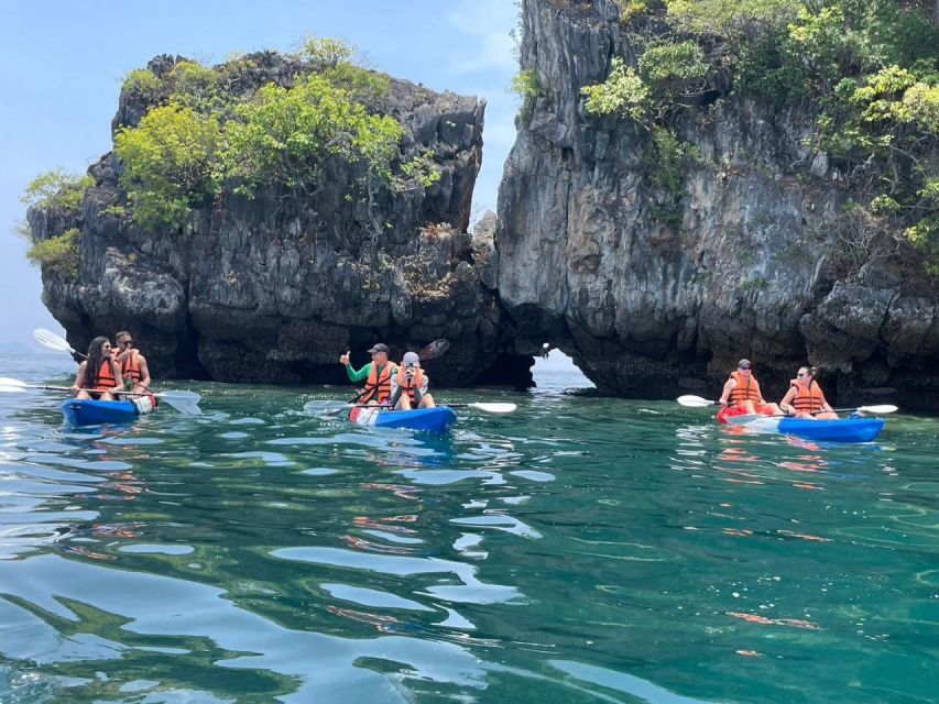 Krabi: Hong Island Tour by Longtail Boat with Kayak Option - Entering Hong Lagoon through the limestone opening