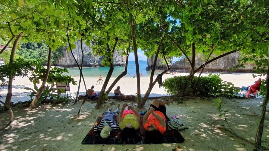 Krabi: Hong Islands Day Trip by Speedboat with Lunch - Quick take: why this Hong Islands trip works