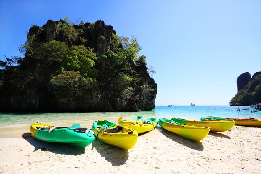 Krabi: Hong Islands Day Trip by Speedboat with Lunch - Speedboat comfort, group size, and the pace