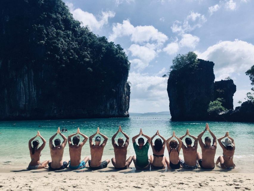 Krabi: Hong Islands Day Trip by Speedboat with Lunch - Kayaking: a nice extra, but not the main reason to book