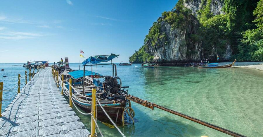 Krabi: Hong Islands Snorkeling with Lunch by Longtail Boat - Passing into Hong Island’s emerald lagoon