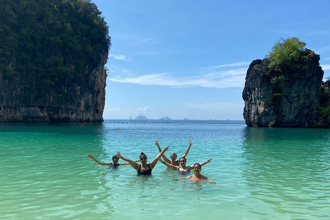 Krabi Islands Private Tour - Hong Island and the tidal lagoon