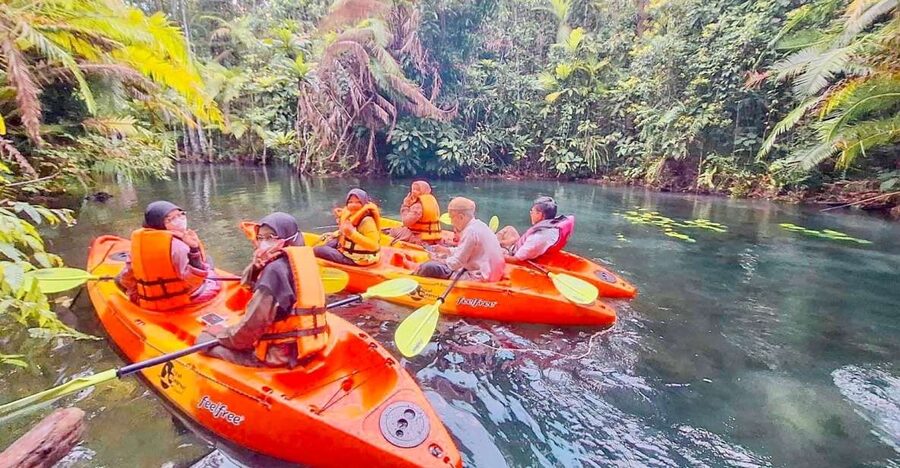 Krabi kayaking and swimming clongrood Tour - The tuk-tuk ride from Ao Nang