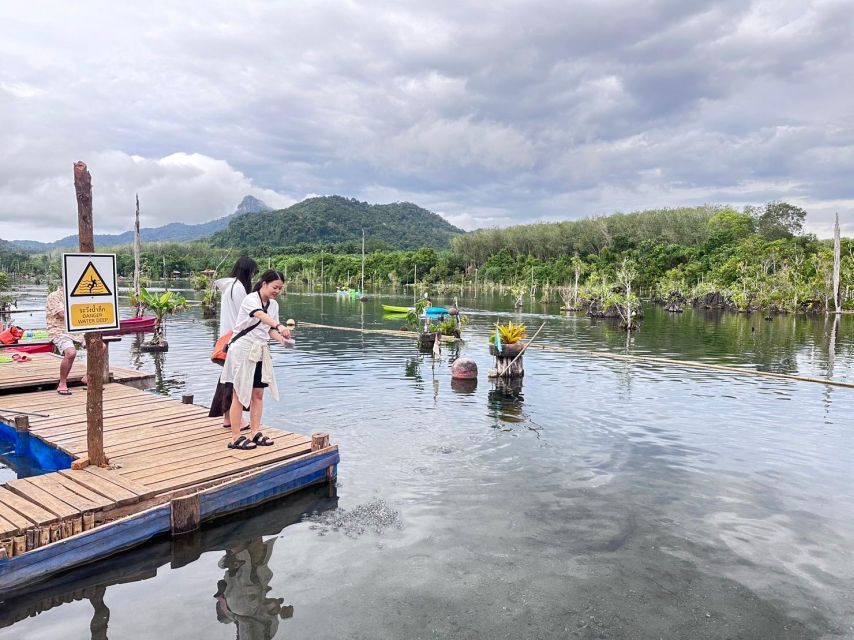 Krabi: Klong Root Kayaking Viewpoint,Fish Feeding and more - The pineapple farm stop