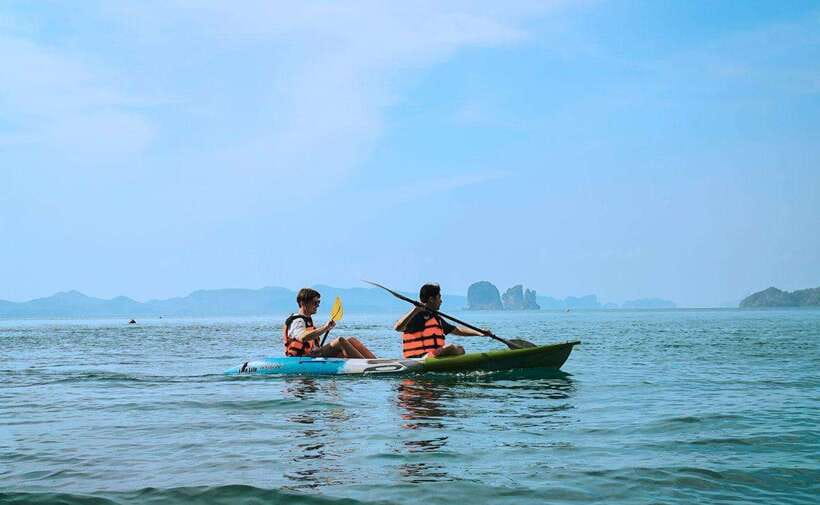 Krabi: Koh Hong Small Group Tour by Luxury Longtail Boat - Food, drinks, and the human touch