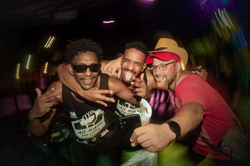 Krabi Pub Crawl - The Best Nightlife Tour in Ao Nang! - Safety, belongings, and the serious warning