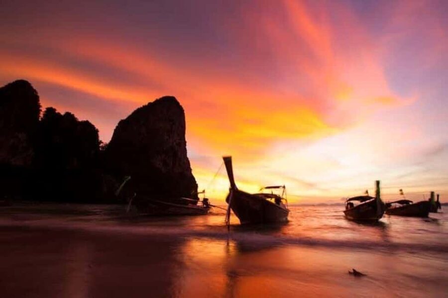 Krabi: Railay Sunset and Bioluminescent Plankton Tour - What this evening on the water is really about