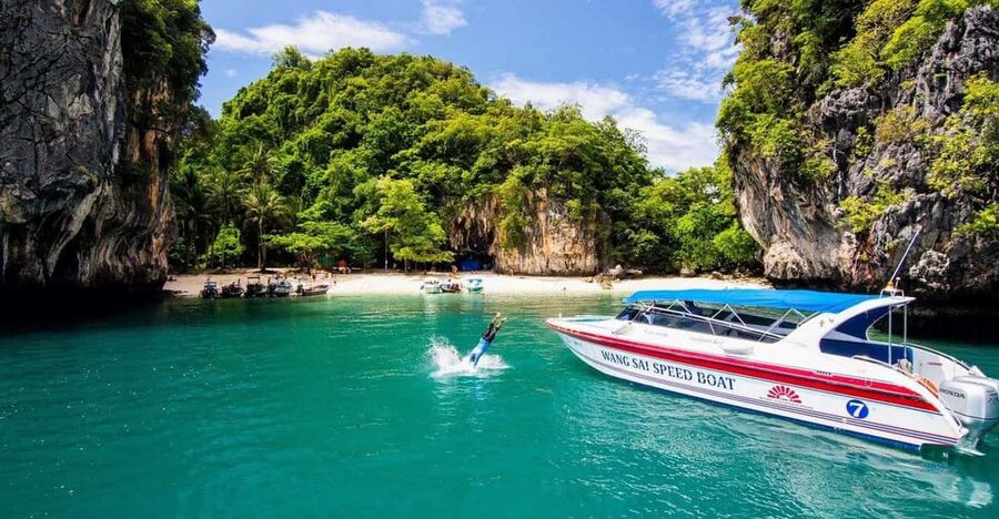 Krabi's Hong Island Speed Boat Blast with 360° Viewpoint - Thai lunch and free time on Hong Island
