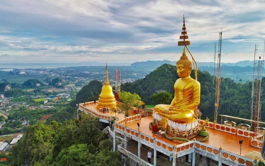 Krabi: Tiger Cave, Hot Springs and Emerald Pool Jungle Tour - Thung Teao Forest and the Emerald Pool walk