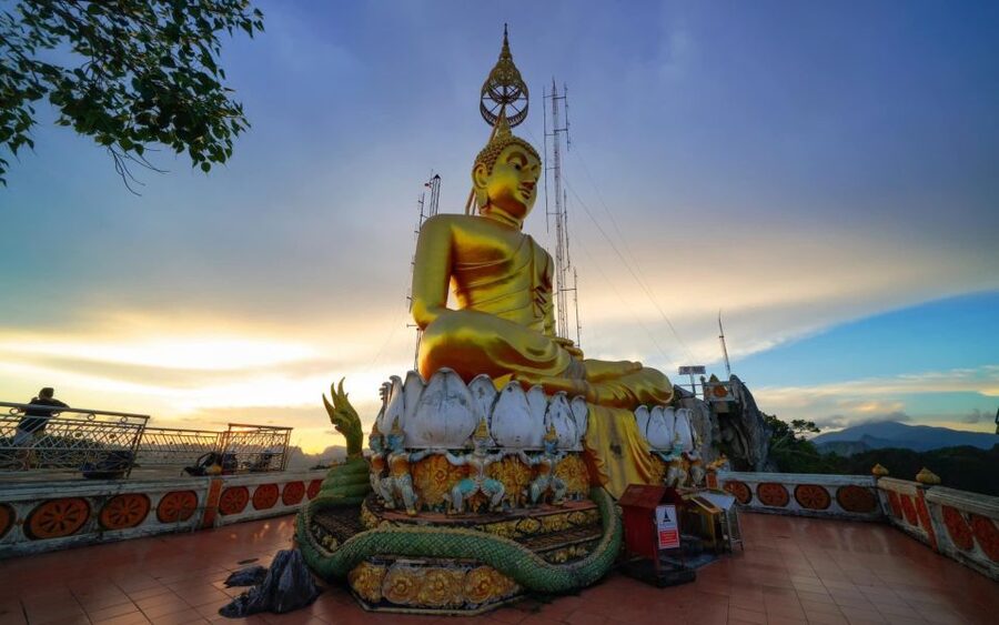 Krabi: Tiger Cave, Hot Springs and Emerald Pool Jungle Tour - Who should book this Krabi day trip?