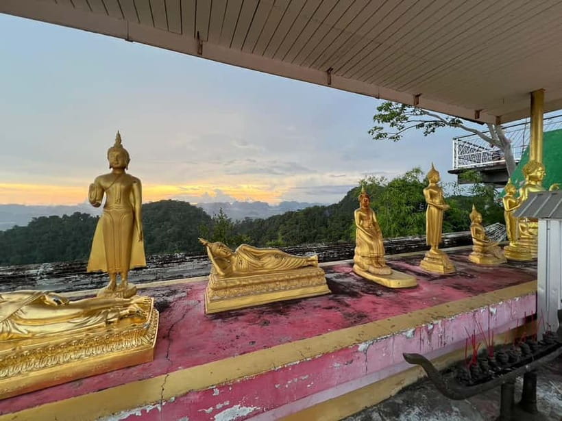 Krabi: Tiger Cave Temple Sunset Tour - The descent is easier, but not effortless