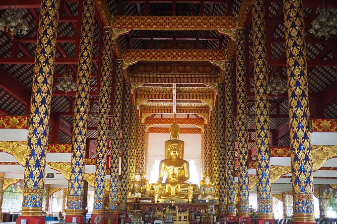 Lady Driver and Guide - Why a private driver works well in Chiang Mai