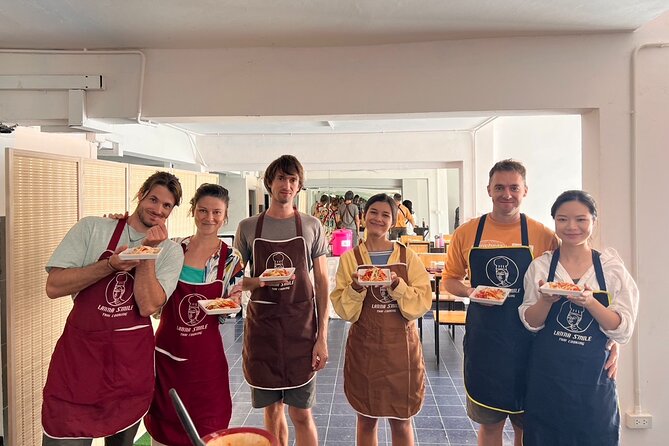 Lanna Smile Thai Cooking Class in Chiang Mai with Market tour - Practical details that can save you trouble