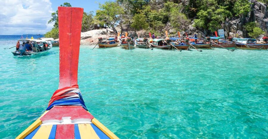 Lipe: Longtail Boat Snorkeling to Outer Islands Program B - Starting at Koh Hin Son and Koh Pai