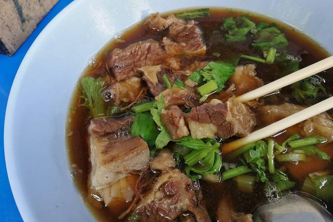LR-01 TaLad NangLerng, ride along the old town and try local street foods - Starting at Octo Cycling Tours on Soi Banphanthom