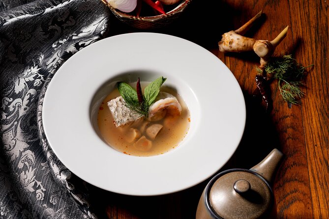 Manohra Cruise Luxury Dining - Who should book the Manohra Cruise?