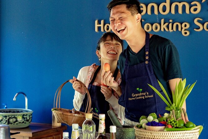 Morning Thai Cooking with Grandma - Market Visit & Farm Tour - Timing, pickup, and practical planning