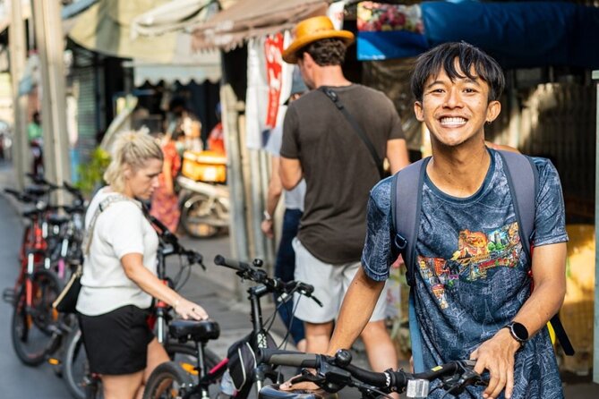 Must-Try: Hidden Bangkok Bike and Food Tour - First bites around Somdet Chao Phraya