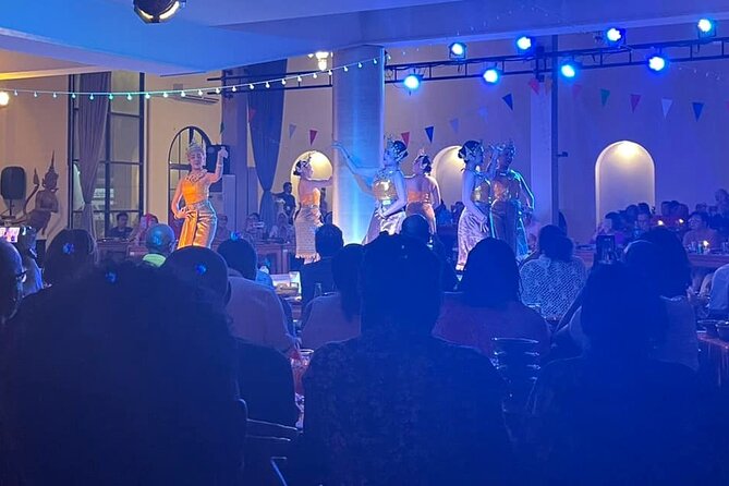 Nopparat’s Traditional Thai Dinner & Dance - Why the costumes and setting matter