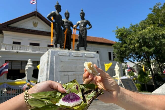 Old Town Chiang Mai Food Tour with 10+ Local Dishes Tastings - Key points at a glance