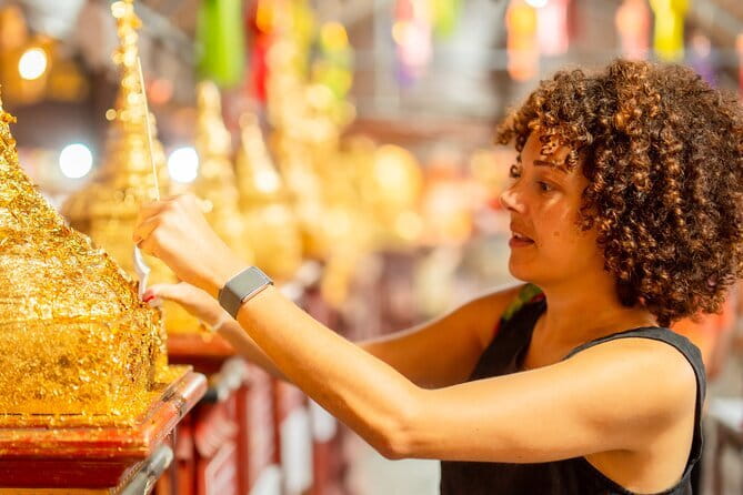 Old Town History and Culture Walking Tour at Chiang Mai - The short walk to Wat Chedi Luang