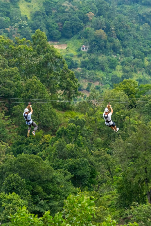Pai: Ultimate Ziplining Adventure through the Jungle - The opening safety briefing and equipment check